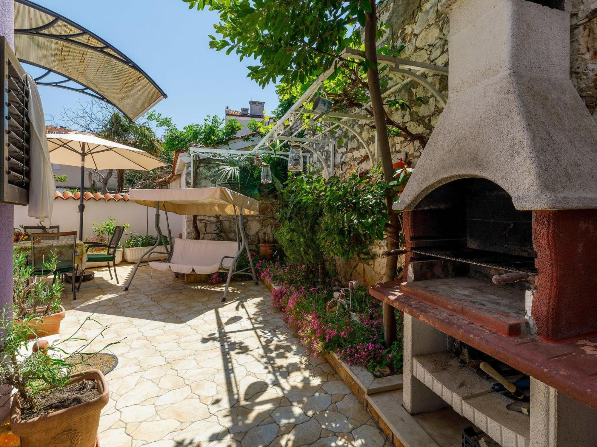 אומאג Holiday Home Centar By Interhome מראה חיצוני תמונה